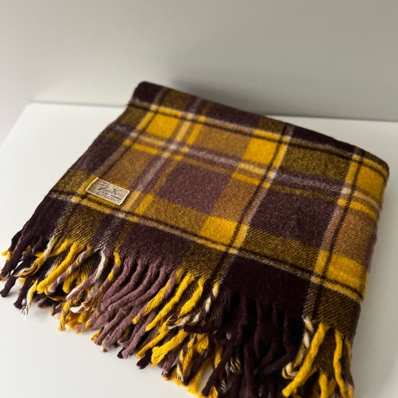 LK New Vintage Wool Stadium Game Day Throw Blanket 50x50 Faribo MN Maroon Gold - Picture 12 of 13